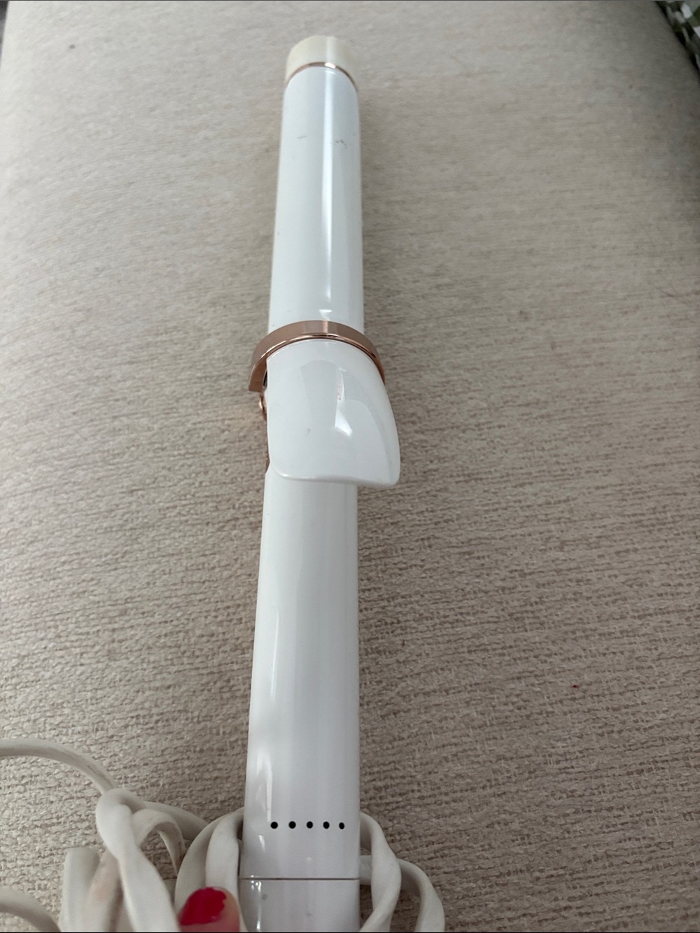 T3 White Curling Wand with Rose Gold Accents